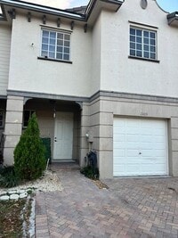 Building Photo - 1305 Lucaya Dr