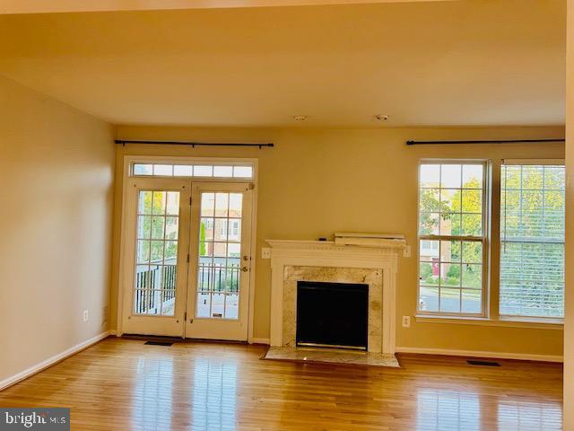 Building Photo - 15811 Bobolink Dr