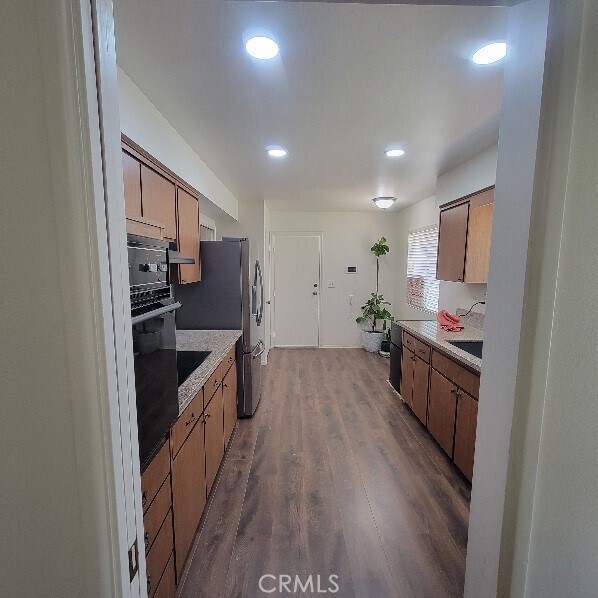Building Photo - 28894 Portsmouth Dr