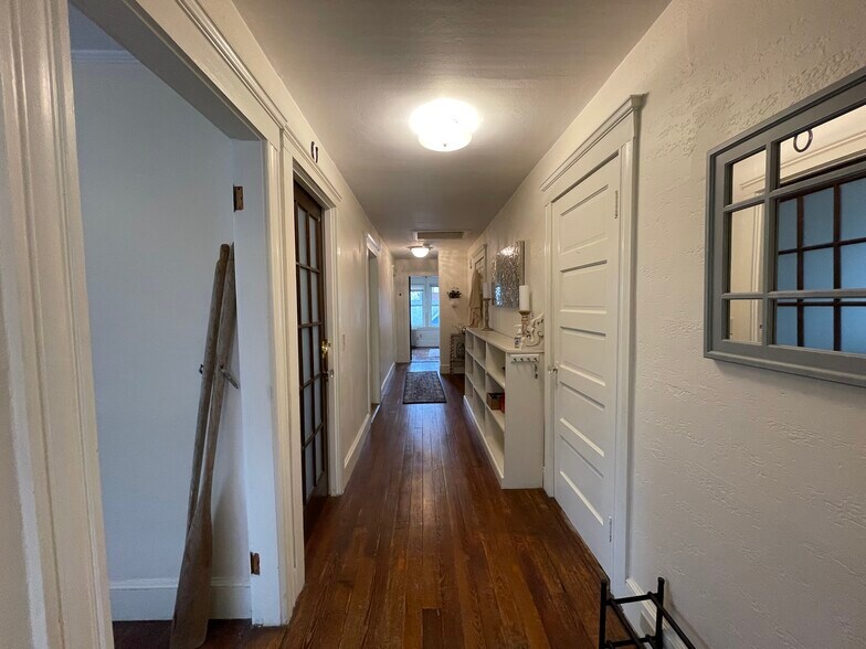 Building Photo - 1 Langham Rd