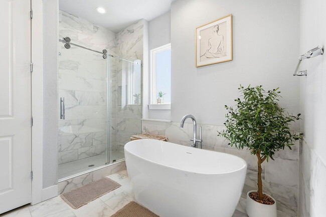 Building Photo - 3113 Paul Quinn St