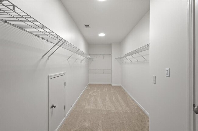 Building Photo - 319 Barbados Ln