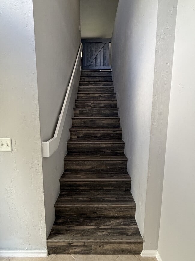 Building Photo - 2571 Citrus Lake Dr