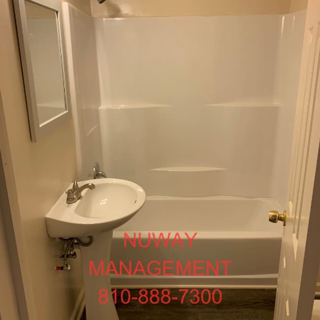 Building Photo - $1,100.00 - 2 Bed / 1 Bath House in Burton with a Spacious Loft Area