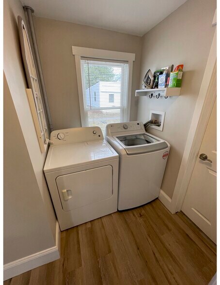 Building Photo - 709 Liberty St