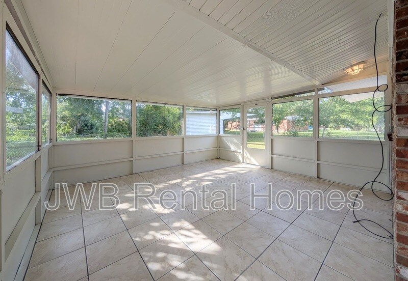 Building Photo - 7544 Impala Ln