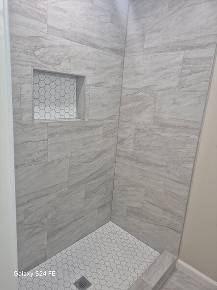 Building Photo - 7428 Quail Ridge Ln