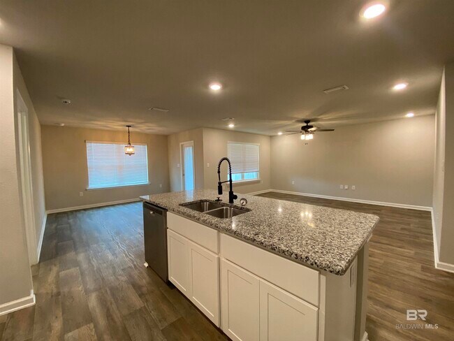 Building Photo - 23916 Avernus Lp