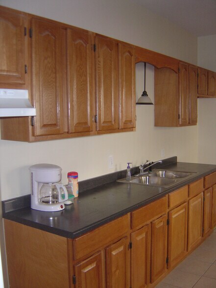 Building Photo - 238 Sharpe St.