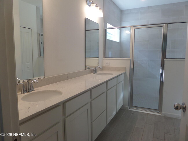 Building Photo - 1495 Huntley Holw Dr