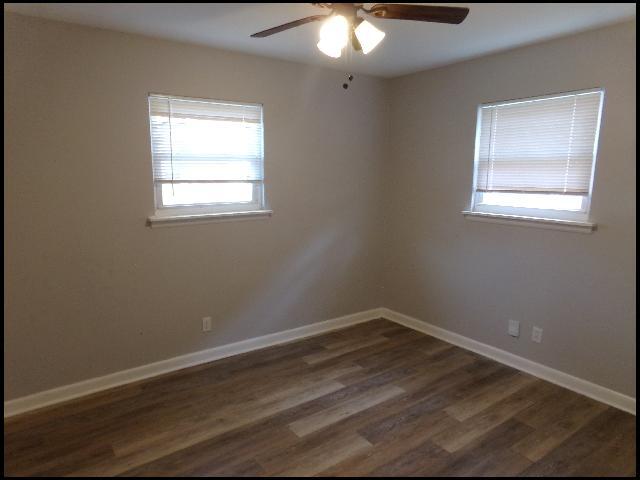 Building Photo - 7524 Knollwood Rd