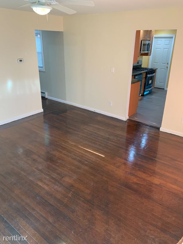 Building Photo - 3 br, 1.5 bath House - 369 E 28th St