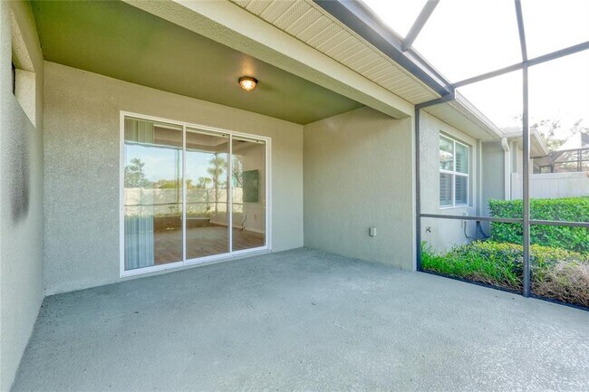 Building Photo - 1466 Twin Villas Way