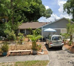 Building Photo - NEWLY REMODELED!  2 BED / 1 BATH / 1 CAR G...