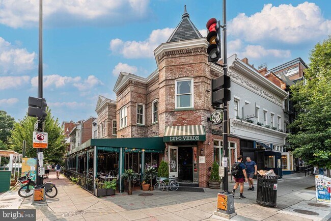 Building Photo - 1327 R St NW