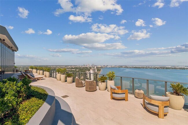 Building Photo - 3015 S Ysabella Ave