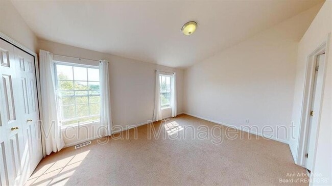 Building Photo - 3107 Promenade Cir