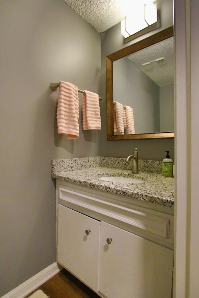 Building Photo - UPDATED CONDO IN THE HEART OF BRENTWOOD . . . PLUS AMENITIES!!!