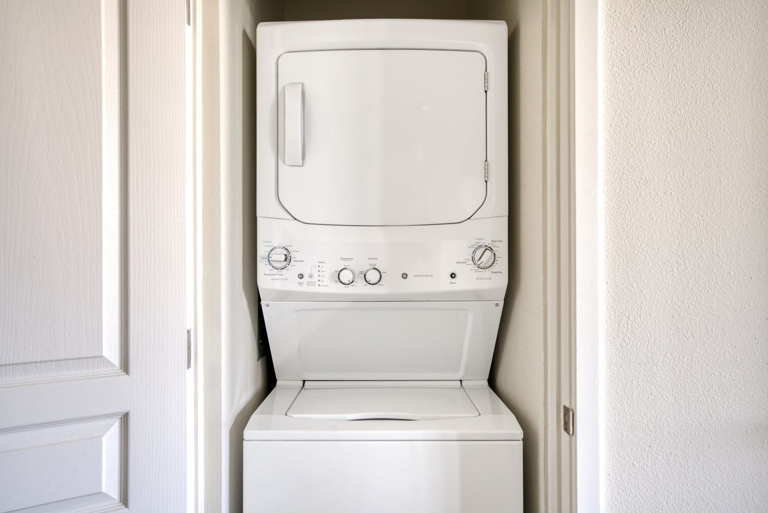 Building Photo - 2400 W El Camino Real