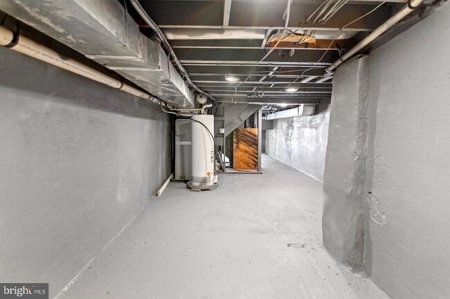 Building Photo - 1346 N Carey St