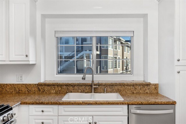 Building Photo - 23412 Pacific Park Dr