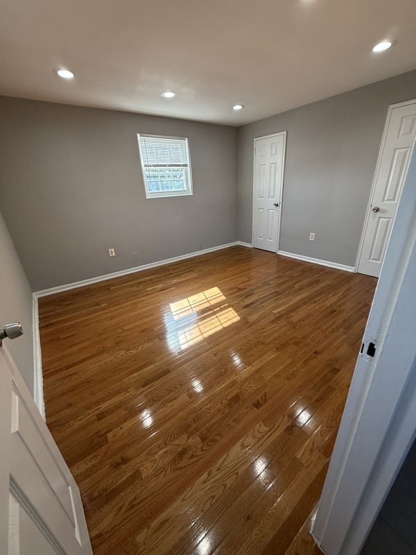 Building Photo - 4132 Longshore Ave