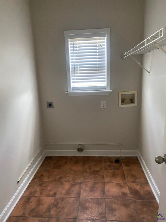 Building Photo - 131 Huntley Dr