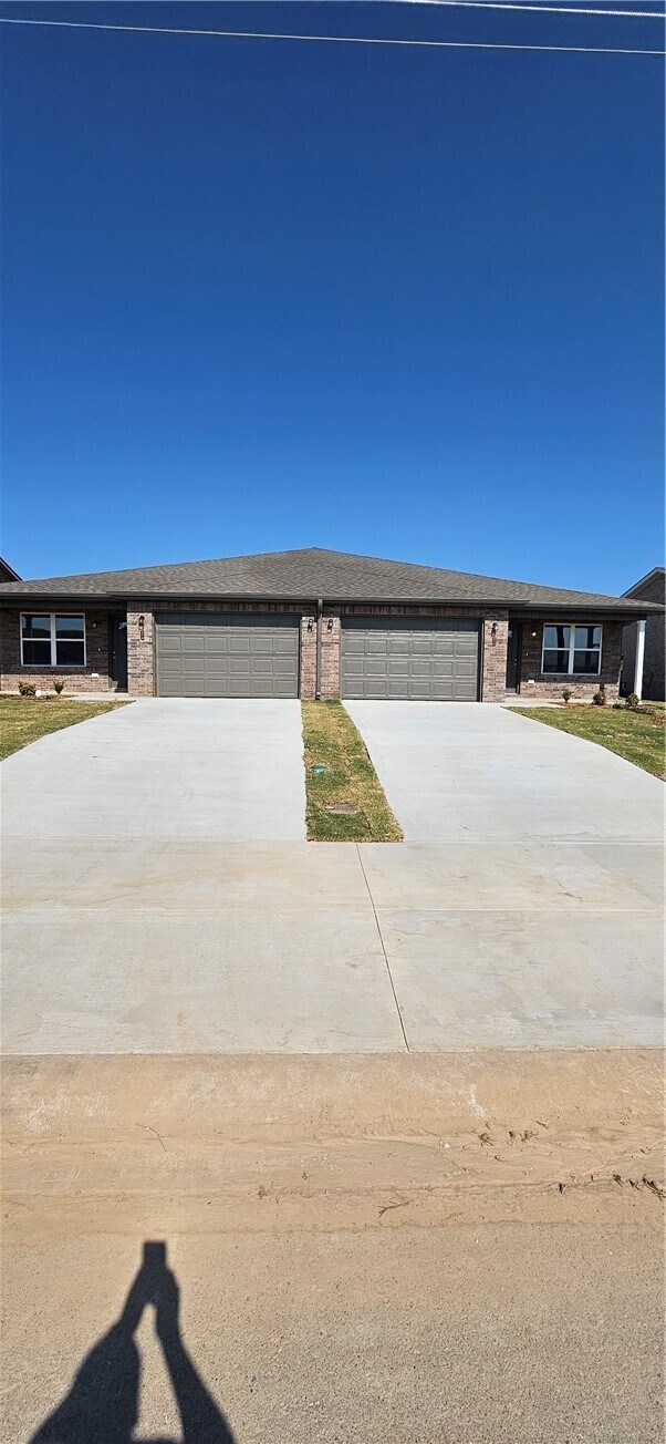 Building Photo - 514 NW 69th Ave