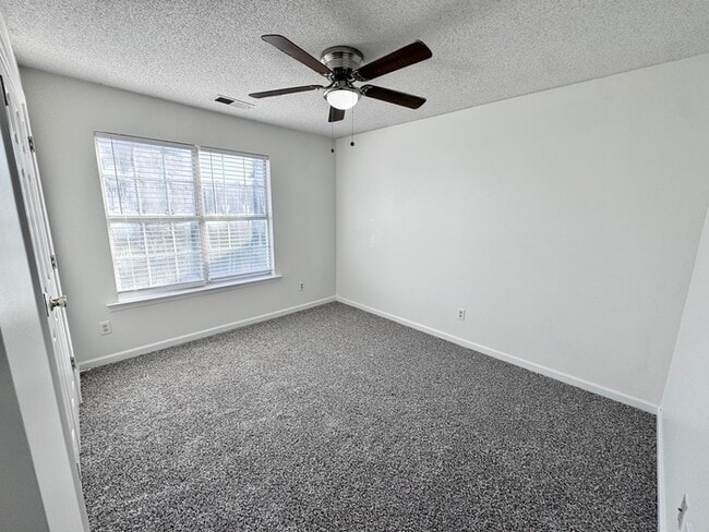 Building Photo - 11230 Cashmere Wood Dr
