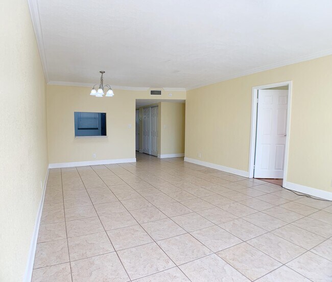 Building Photo - 8370 Sands Point Blvd