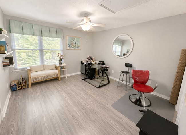 Building Photo - 2717 Seashore Cove