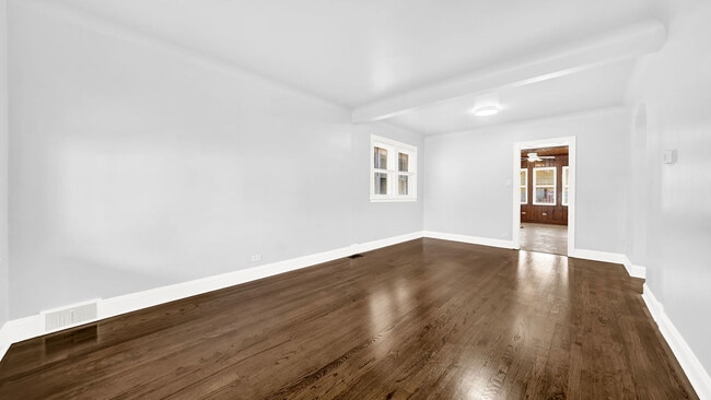 Building Photo - 3143 W 53rd Pl