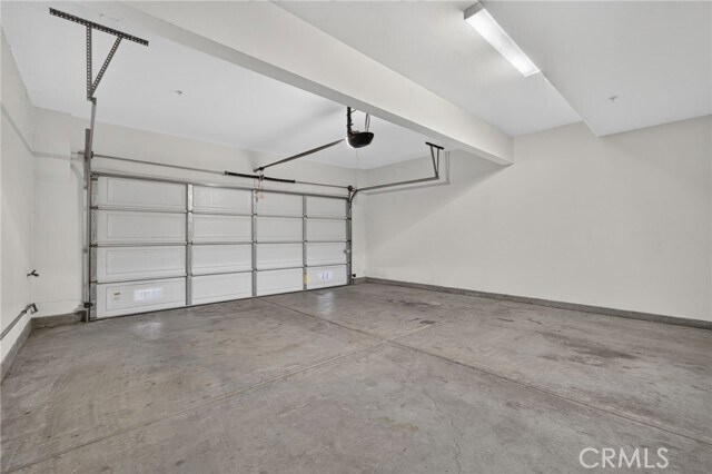 Building Photo - 1654 Heywood St