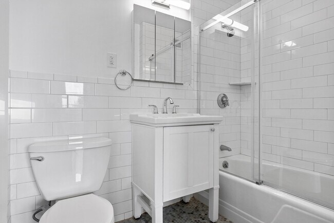 Building Photo - 151 Tremont St