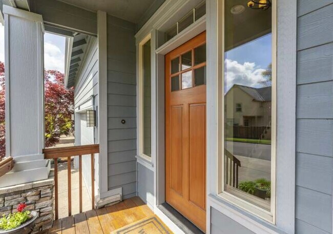 Building Photo - 3081 SE Riesling Rd