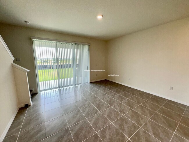 Building Photo - 1393 Isleta Lp