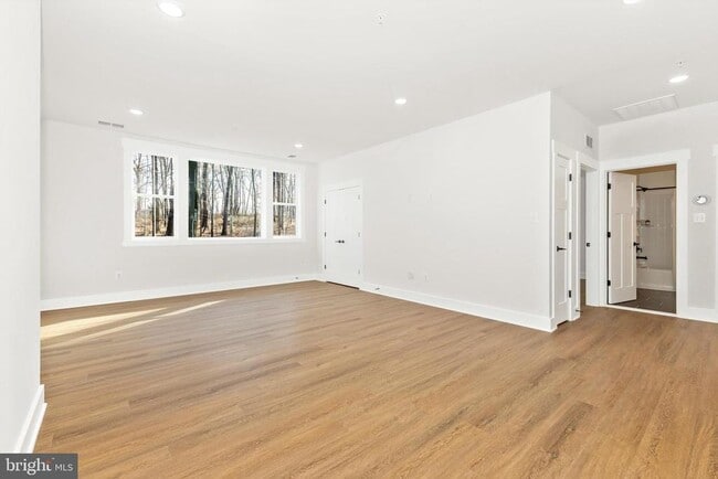 Building Photo - 1199 Hoods Mill Rd