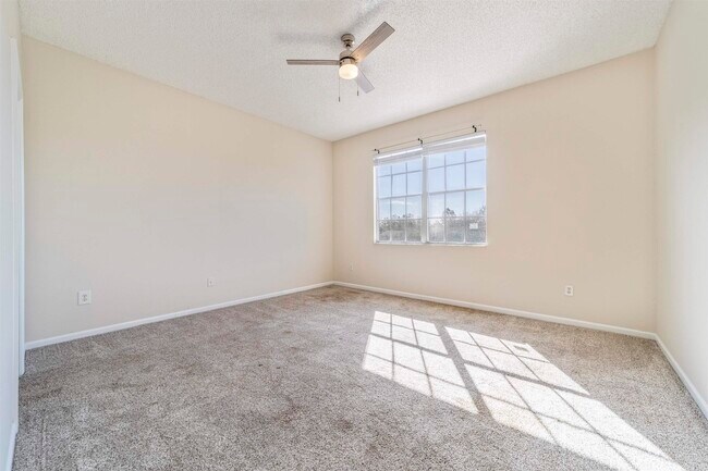 Building Photo - 4000 Grande Vista Blvd