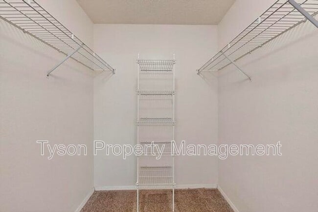 Building Photo - 3013 Taos Meadows Dr NE