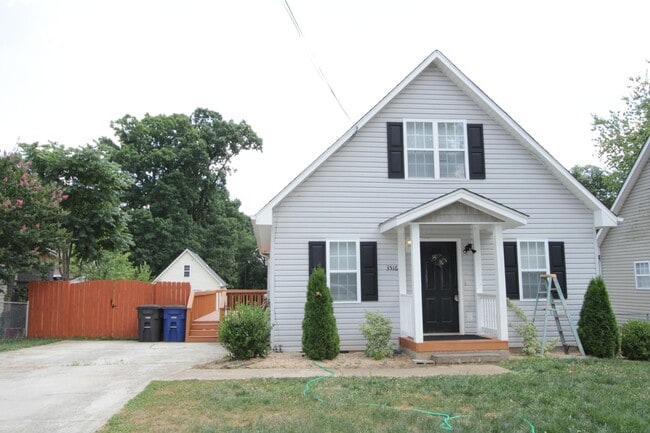 Building Photo - 3516 Delane Dr NE
