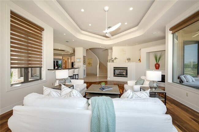 Building Photo - 4776 Stonebriar Cir