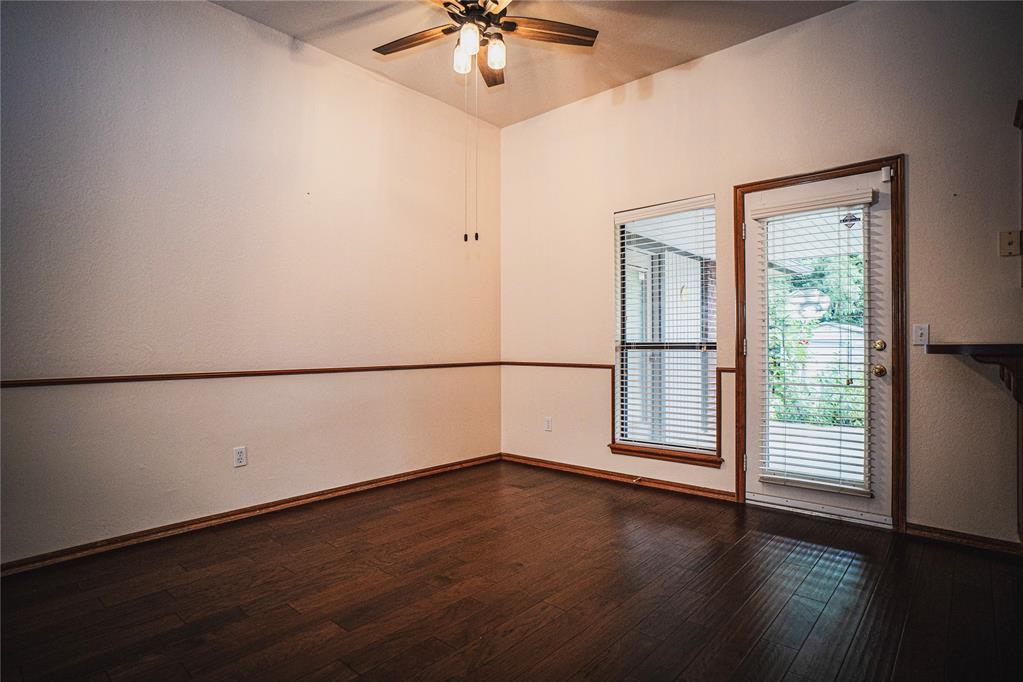 Building Photo - 517 Goshawk Dr