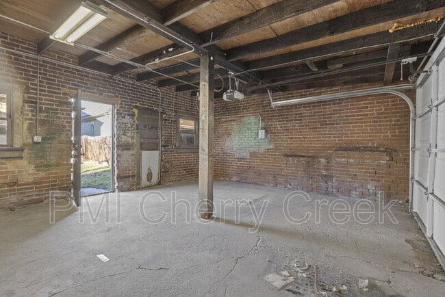 Building Photo - 3830 N Williams St