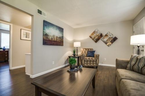 Building Photo - 1 bedroom in Dallas TX 75206