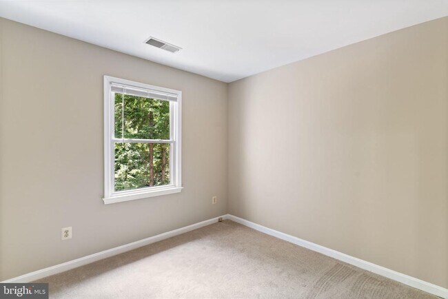 Building Photo - 8073 Morning Meadow Ct