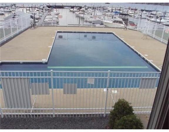Building Photo - 700 Shore Dr