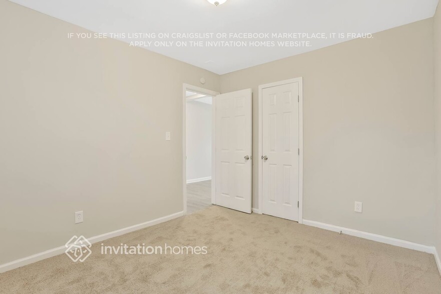 Building Photo - 2038 Rebecca Ln