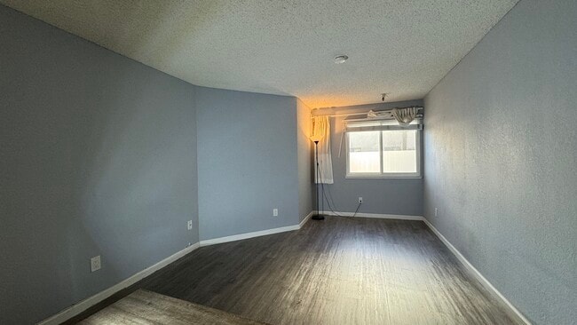 Building Photo - 545 Pierce St