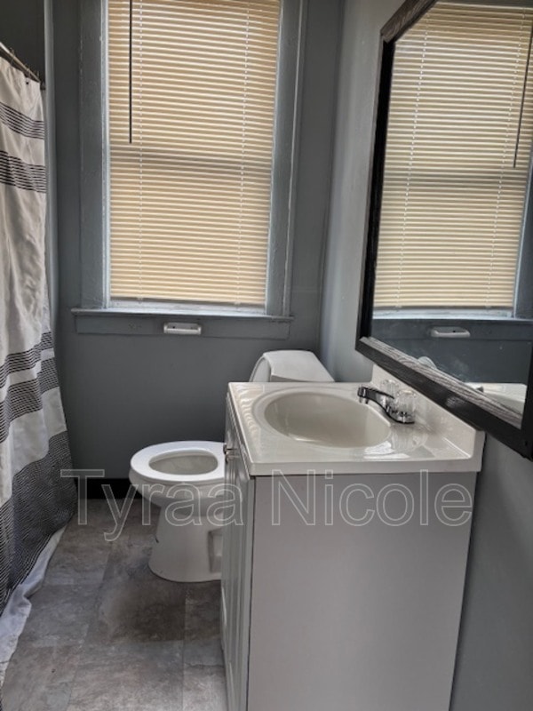 Building Photo - 7424 Wykes St