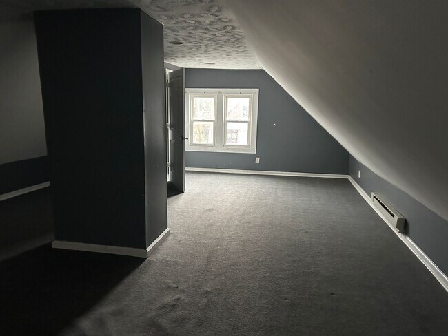 Building Photo - 12523 Forest Ave